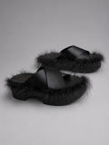 Simone Rocha x H&M – klumpaitės su plunksnomis, riboto leidimo