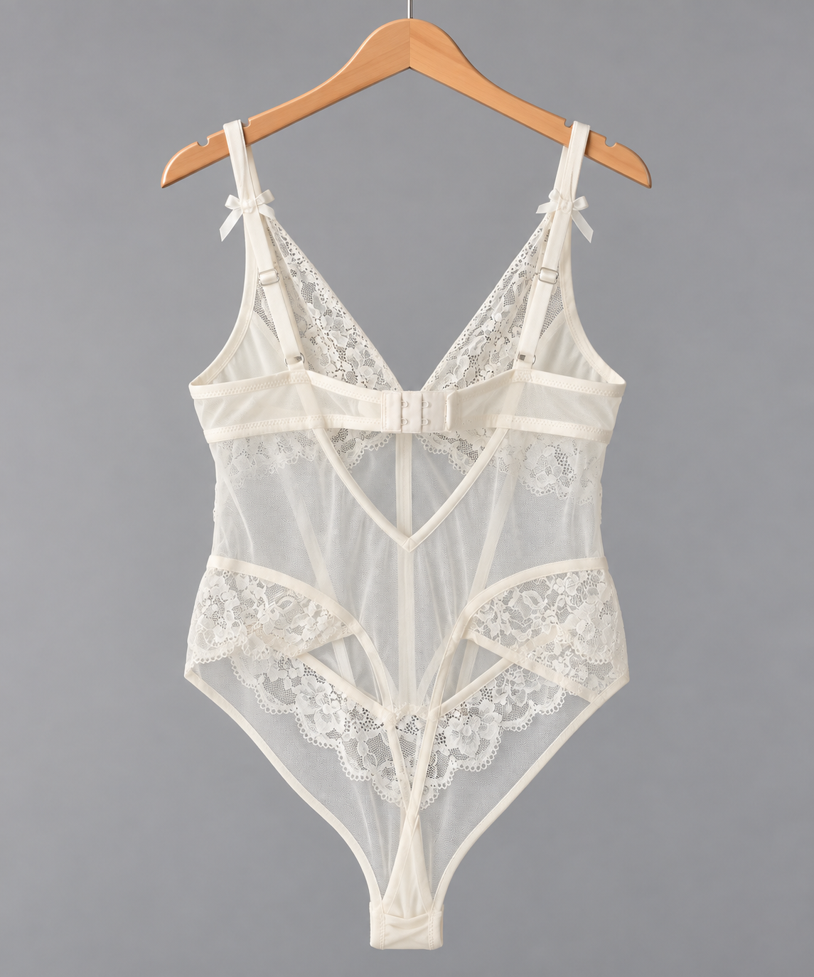 Hunkemöller nėriniuotas body – balta, M
